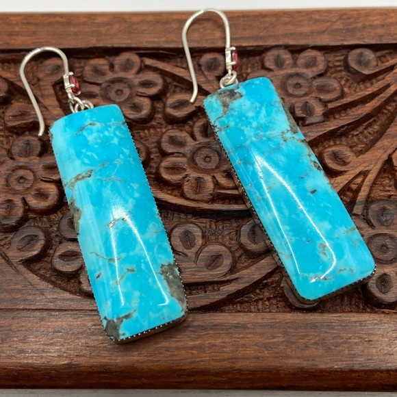 Beautiful Native American Blue Kingman Turquoise & Garnet Earrings - Picture 1 of 6